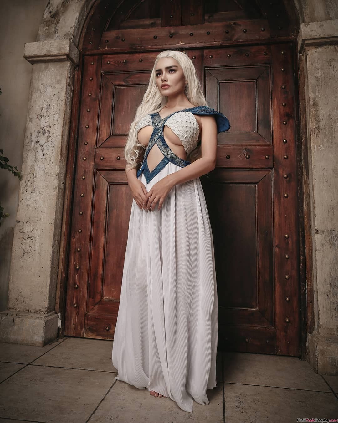 Daenerys Cosplay Nude