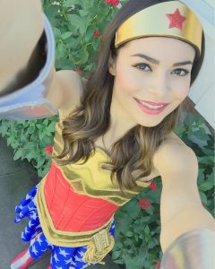 Miranda-Cosgrove-as-wonder-woman