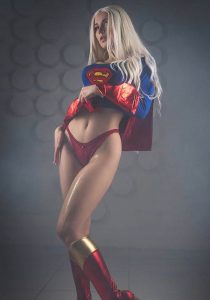 Oichichan as Supergirl