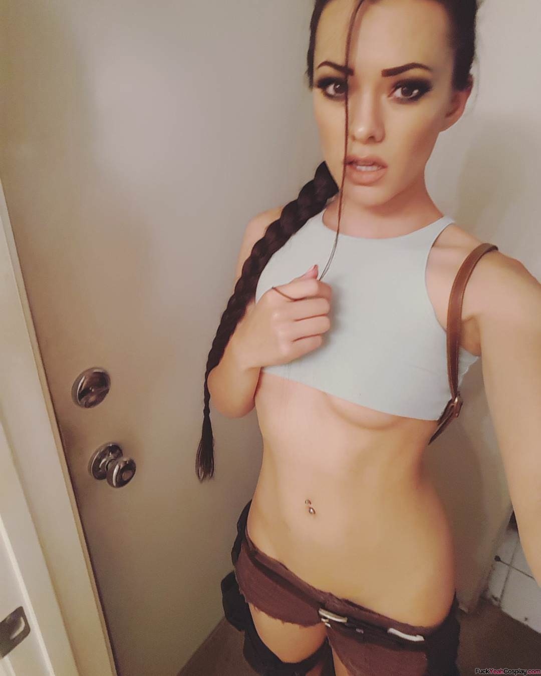 Joanie brosas nude cosplay