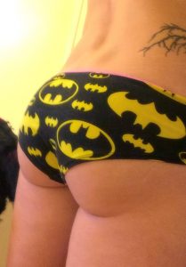 cute-girl-butt-batman-panties
